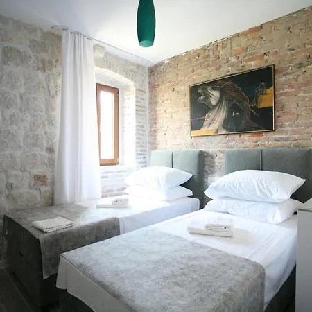 Otel Malo 3*