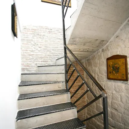 Malo 3* Trogir