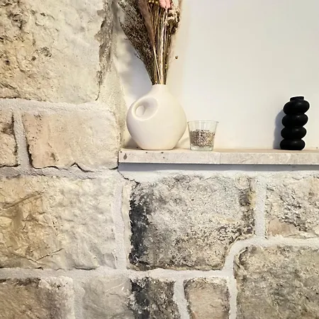 Malo 3* Trogir