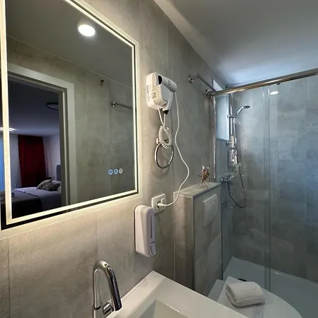 Malo Hotell