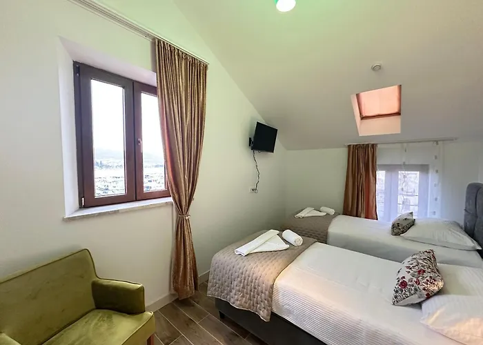 Malo Hotell 3*