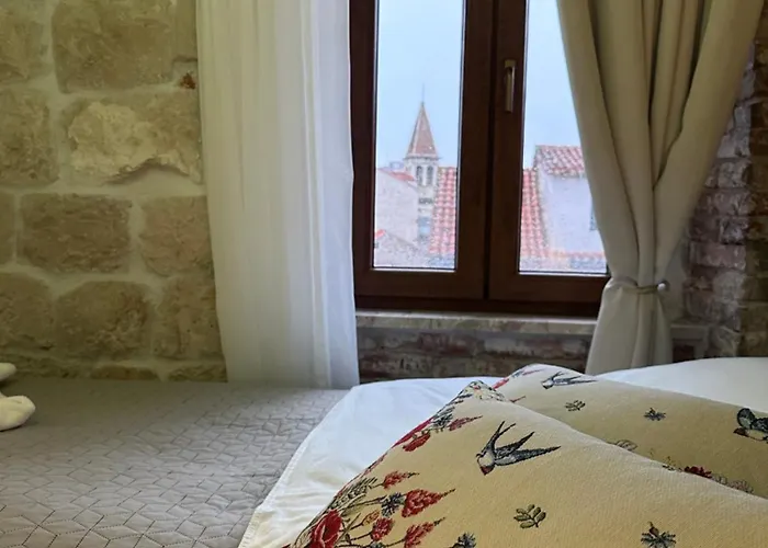 Malo Hotell 3*