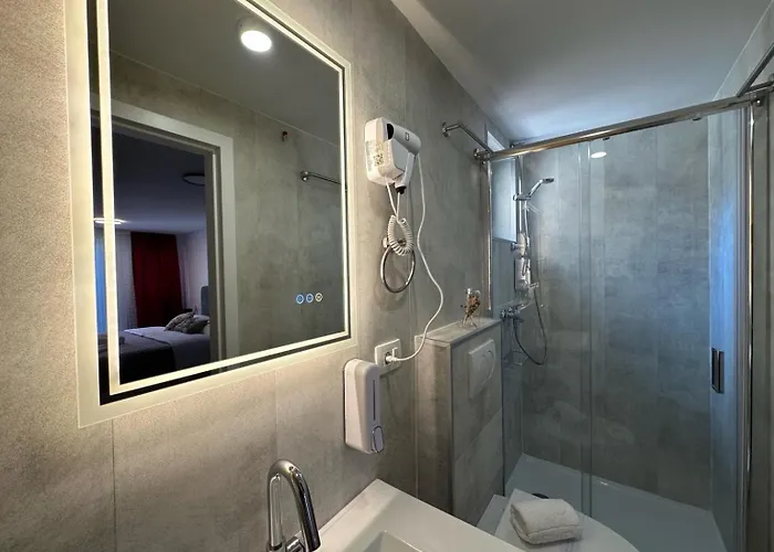 Malo Hotell